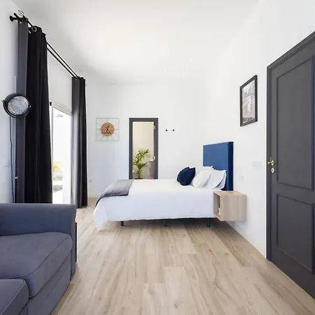 Home2book 3 Palmeras ساوزال