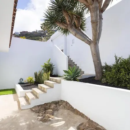 Home2book 3 Palmeras فيلة ساوزال